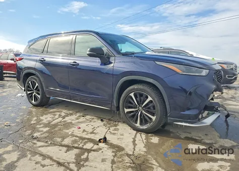 2021 Toyota Highlander Xse z USA, uszkodzony, nr VIN 5TDJZRBH6MS143653